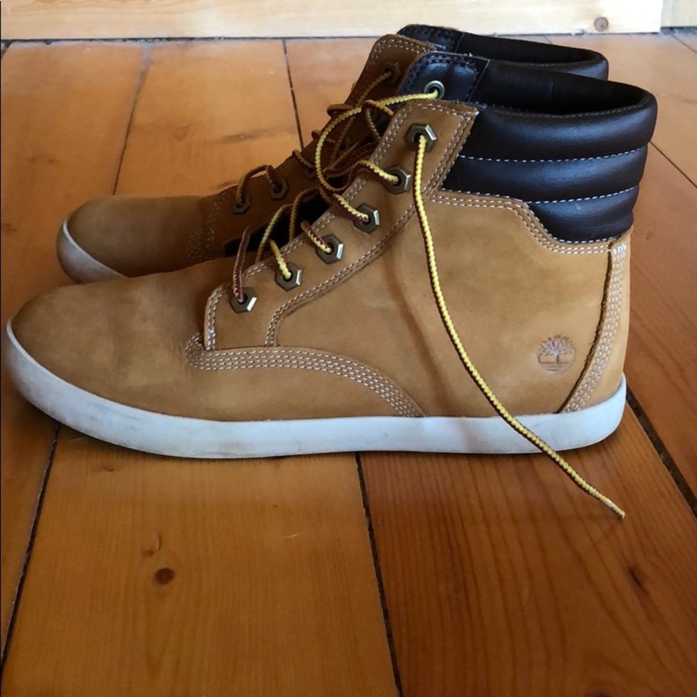 Size 9 Timberlands